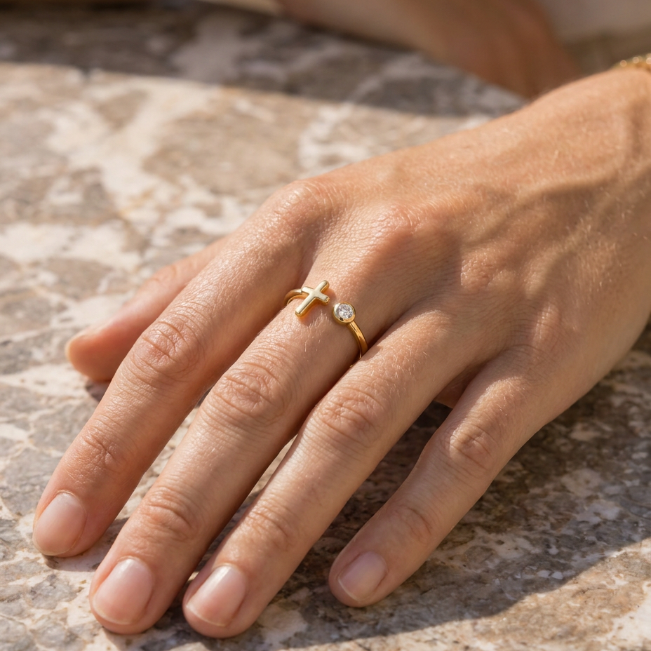 Anello Croce e Zircone Solitario (Placcato in Oro)
