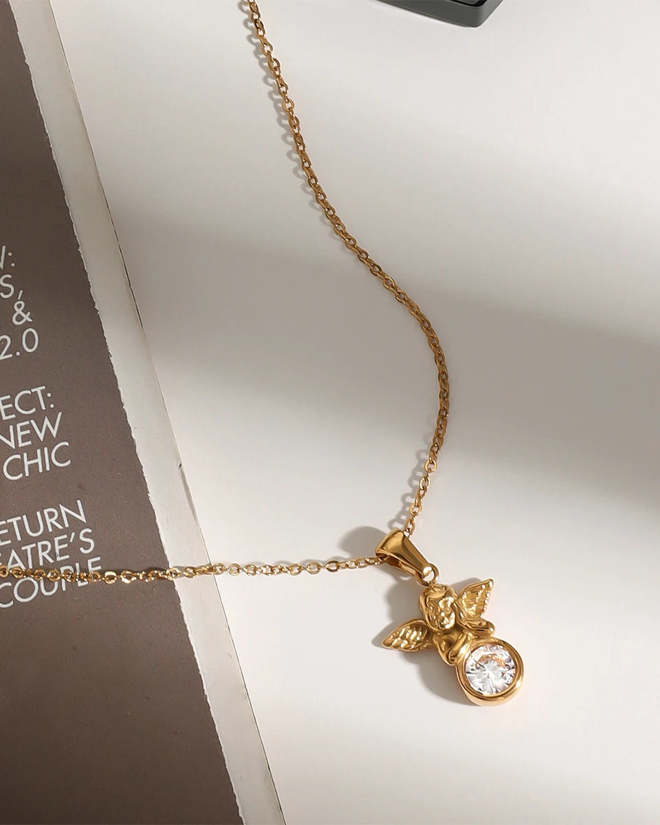 Collana con Ciondolo Angelo con Zirconia (Placcata in Oro)