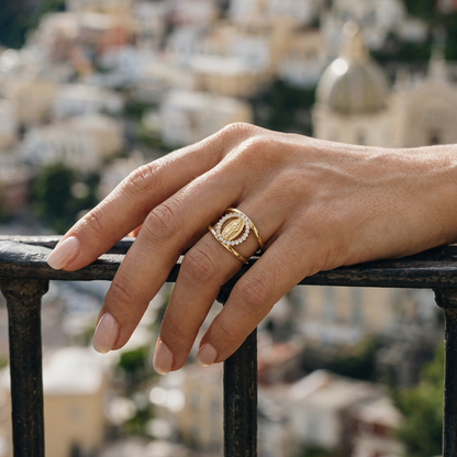 Anello Madonna con Aureola di Cristalli (Placcato in Oro)