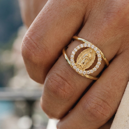 Anello Madonna con Aureola di Cristalli (Placcato in Oro)
