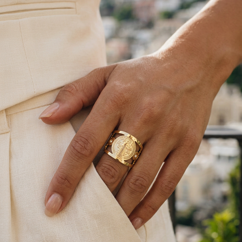 Anello Medaglia di San Benedetto (Placcato in Oro)