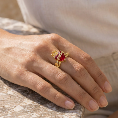 Anello Sacro Cuore di Gesù con Fiamme (Placcato in Oro)