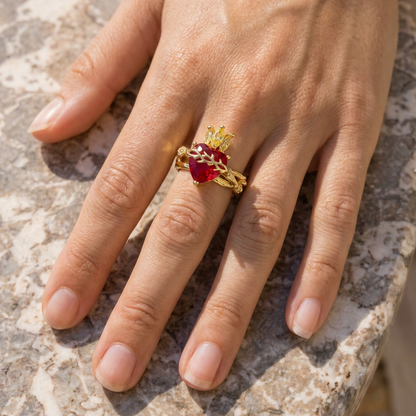 Anello Sacro Cuore di Gesù con Fiamme (Placcato in Oro)