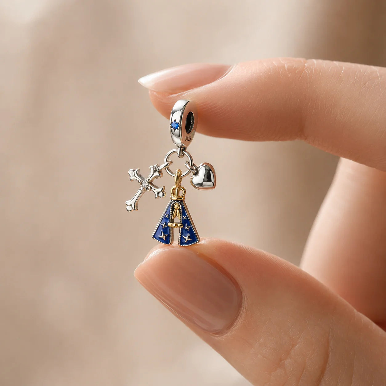 Charm Madonna dal Manto Stellato (Argento 925)