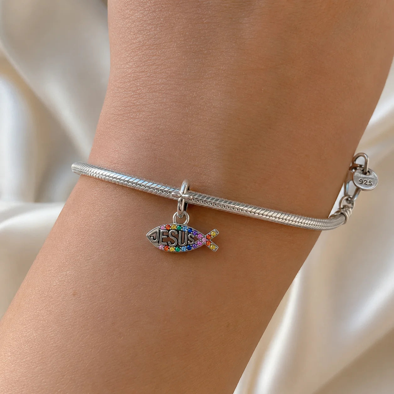 Charm Nome di Gesù Arcobaleno (Argento 925)