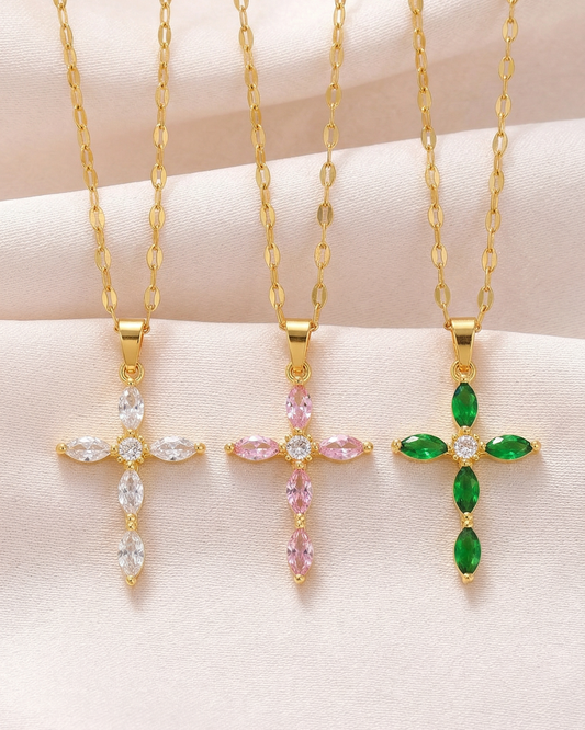Collana Croce Fiore della Fede (Placcata in Oro)