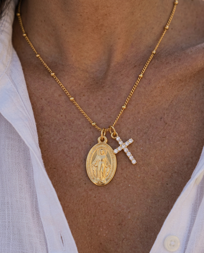 Collana con medaglia miracolosa e croce tempestata (Placcata in Oro 18)