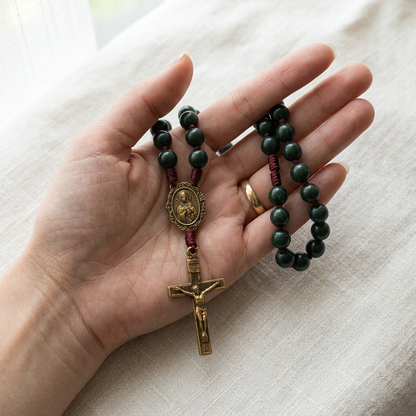 Rosario Grani in Pietra Verde Smeraldo Madonna Crocifisso in Bronzo Anticato
