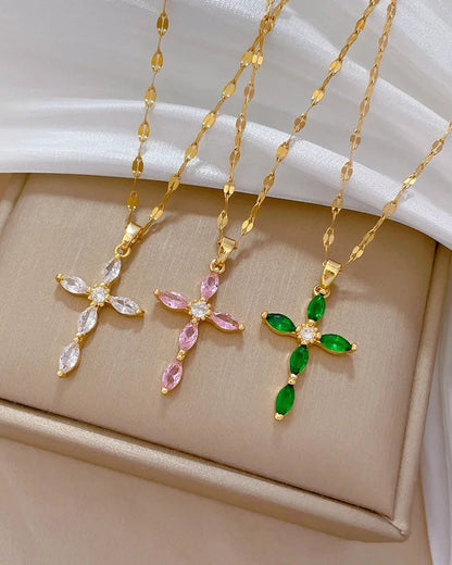 Collana Croce Fiore della Fede (Placcata in Oro)