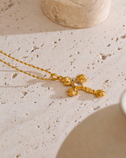 Collana con Croce Rose e Cuore (Placcata in Oro)