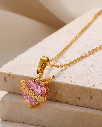 Collana Sacro Cuore di Gesù con zirconi (Placcata in Oro)