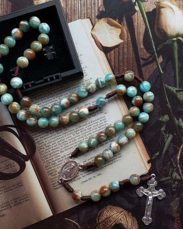 Rosario con Pietre Verdi e Crocifisso Argentato