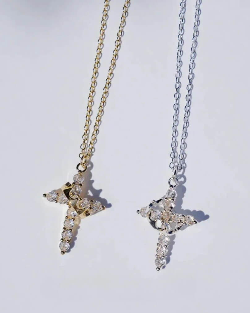 Collana con Croce e Corona di Cristo (Placato in Oro)