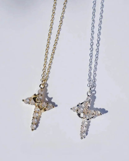 Collana con Croce e Corona di Cristo (Placato in Oro)